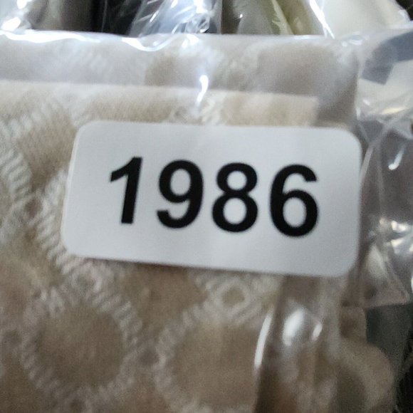 NWT Madison Studio Women's Pencil Skirt Pleated Back Beige Patterned Size 8 - Picture 10 of 10